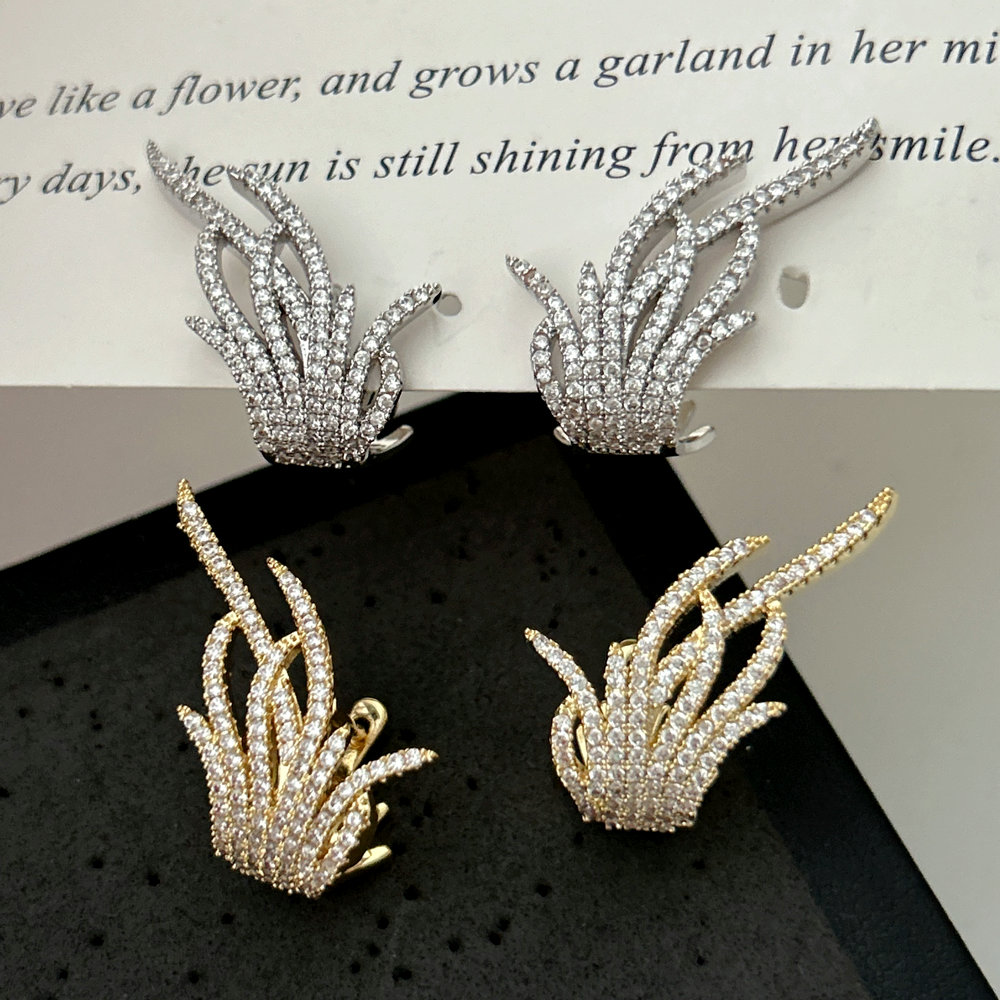 Pave zircon leaf earrings