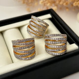 Pave chunky twist bicolor ring