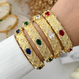 Pave chunky flower zircon cuff