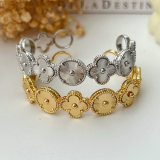 Metal clover cuff