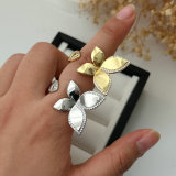 Pave flower ring