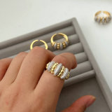 Bicolor twsit ring