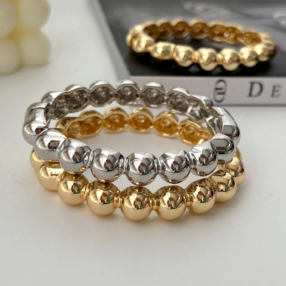 Chunky ball bangle