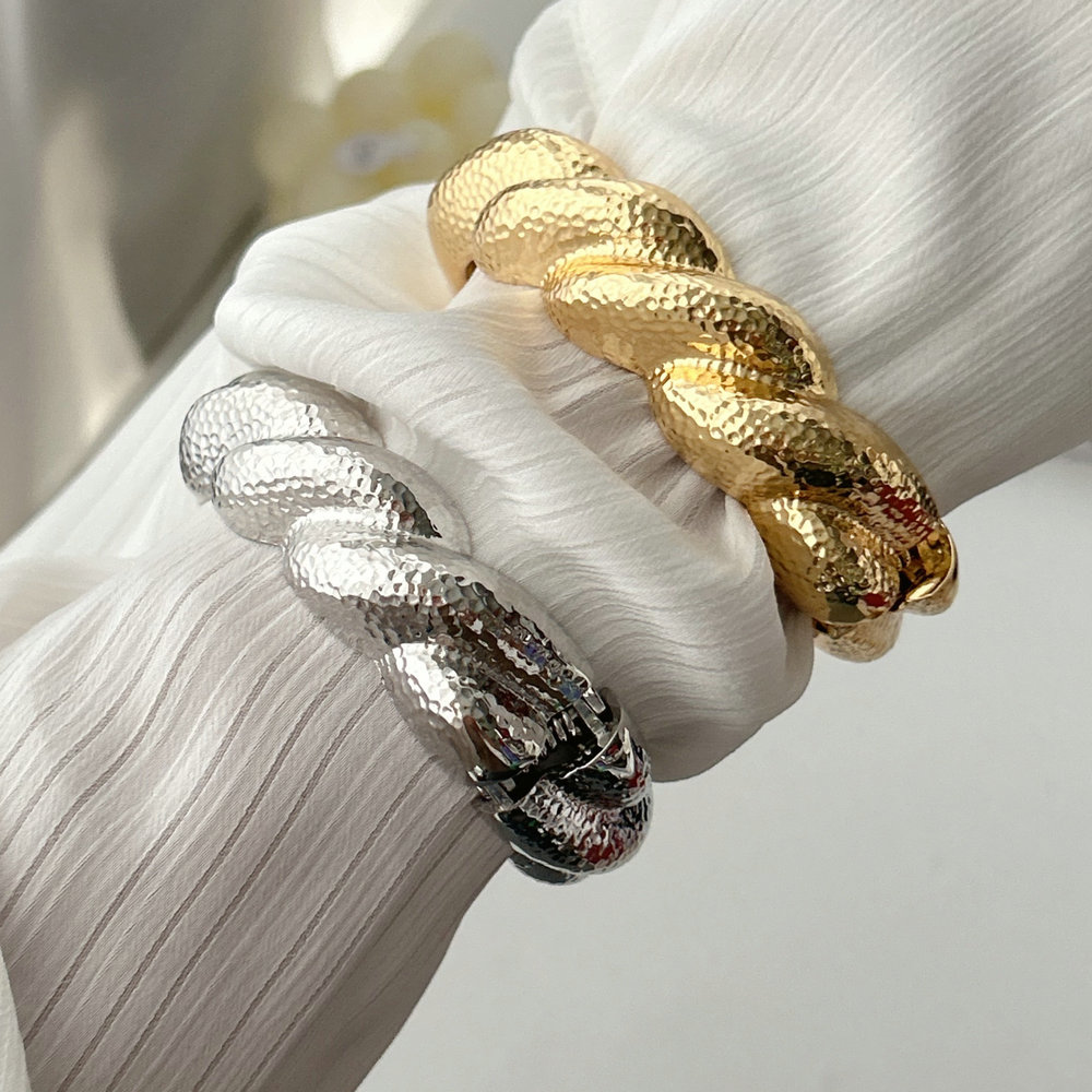 Chunky alloy twist bangle