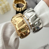Metal chunky fold bangle