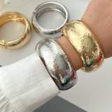 Metal chunky bangle