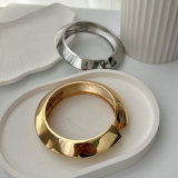 Metal chunky fashion bangle