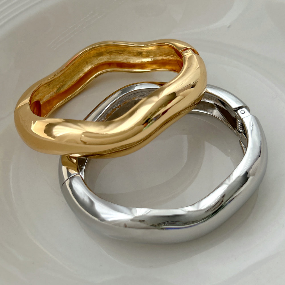 Chunky metal wave bangle