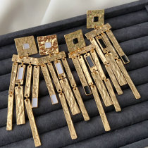 Fashion metal tassel earrings