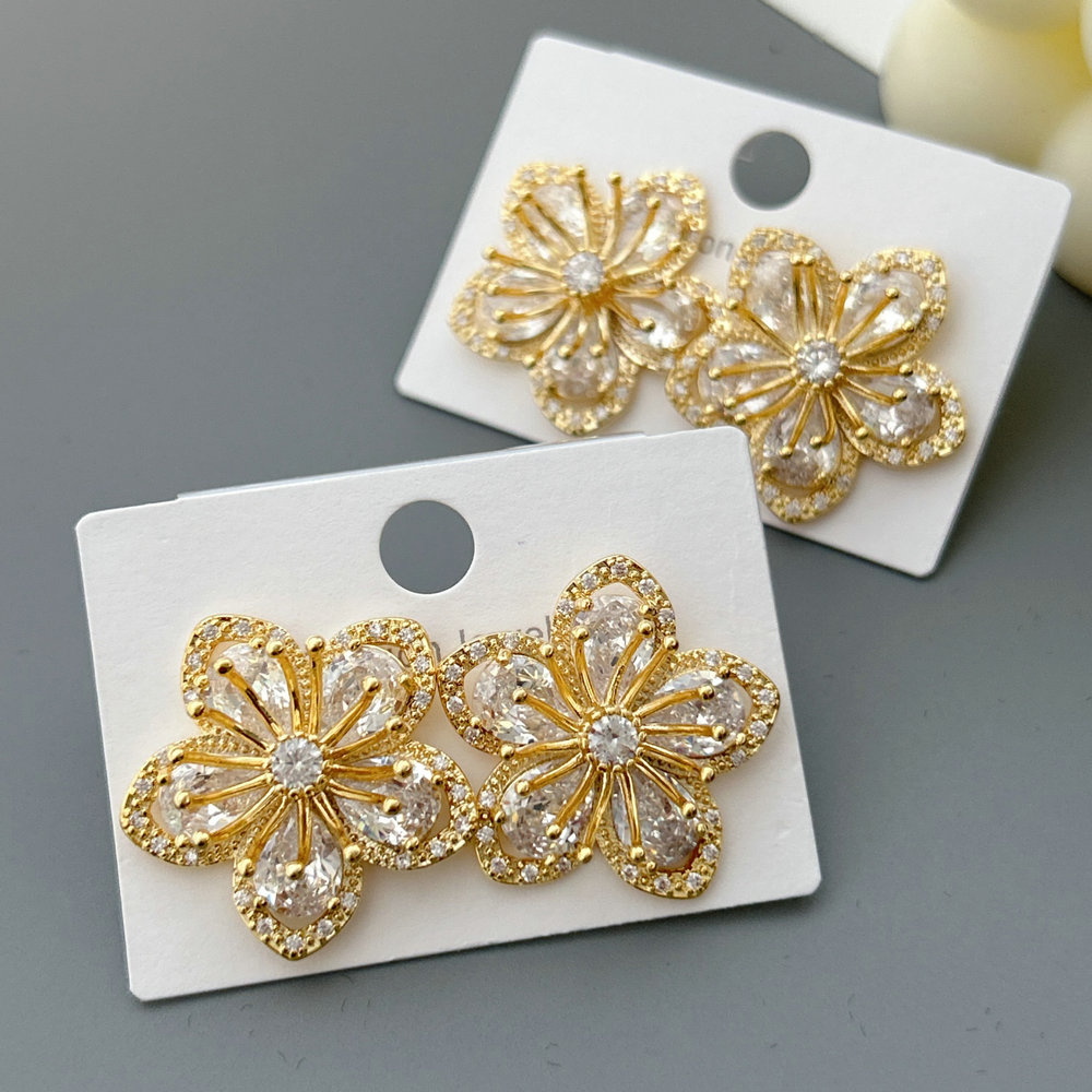 Pave zircon flower earrings