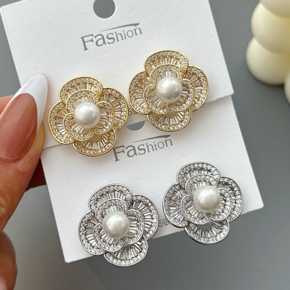 Pave zircon flower earrings