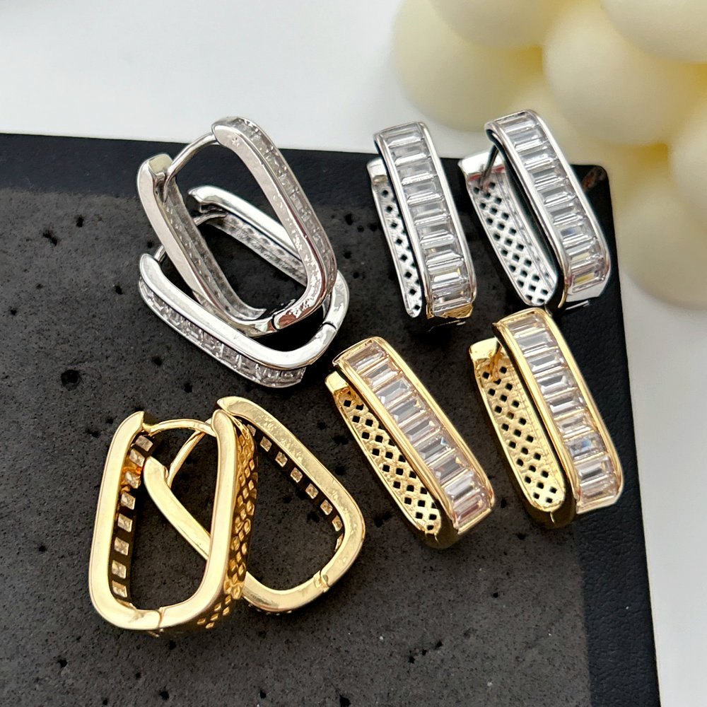 Pave square hoop