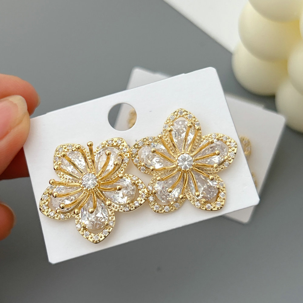 Pave zircon flower earrings