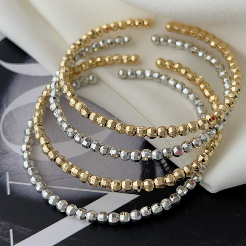 Bead cuff