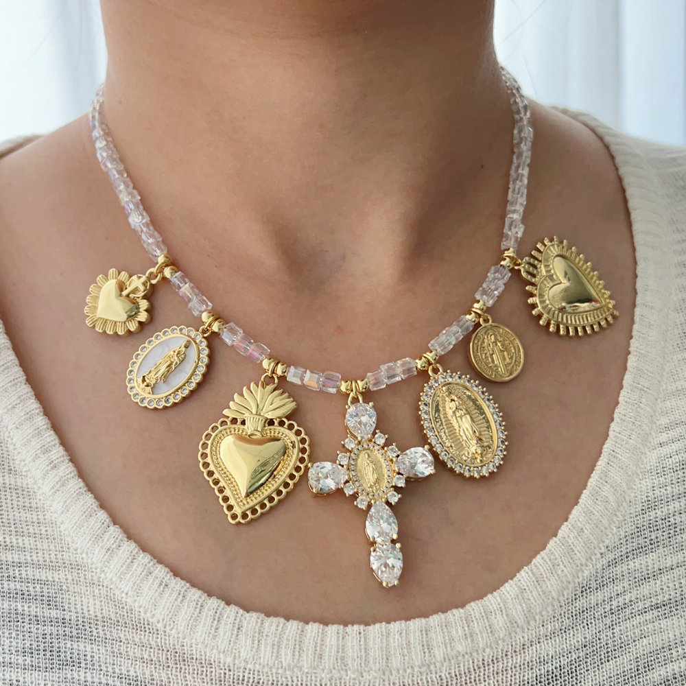 Chunky cross charm party necklae