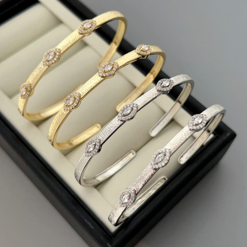 Pave zircon eye cuff