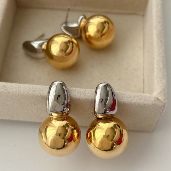 Bicolor ball drop earrings