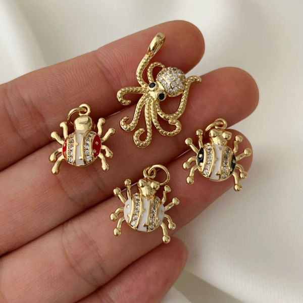 Spide charm