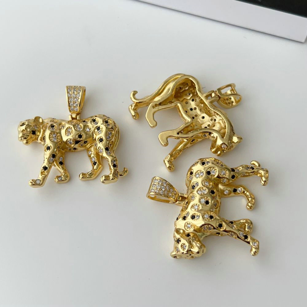 lion pendant