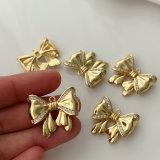 Bow charm