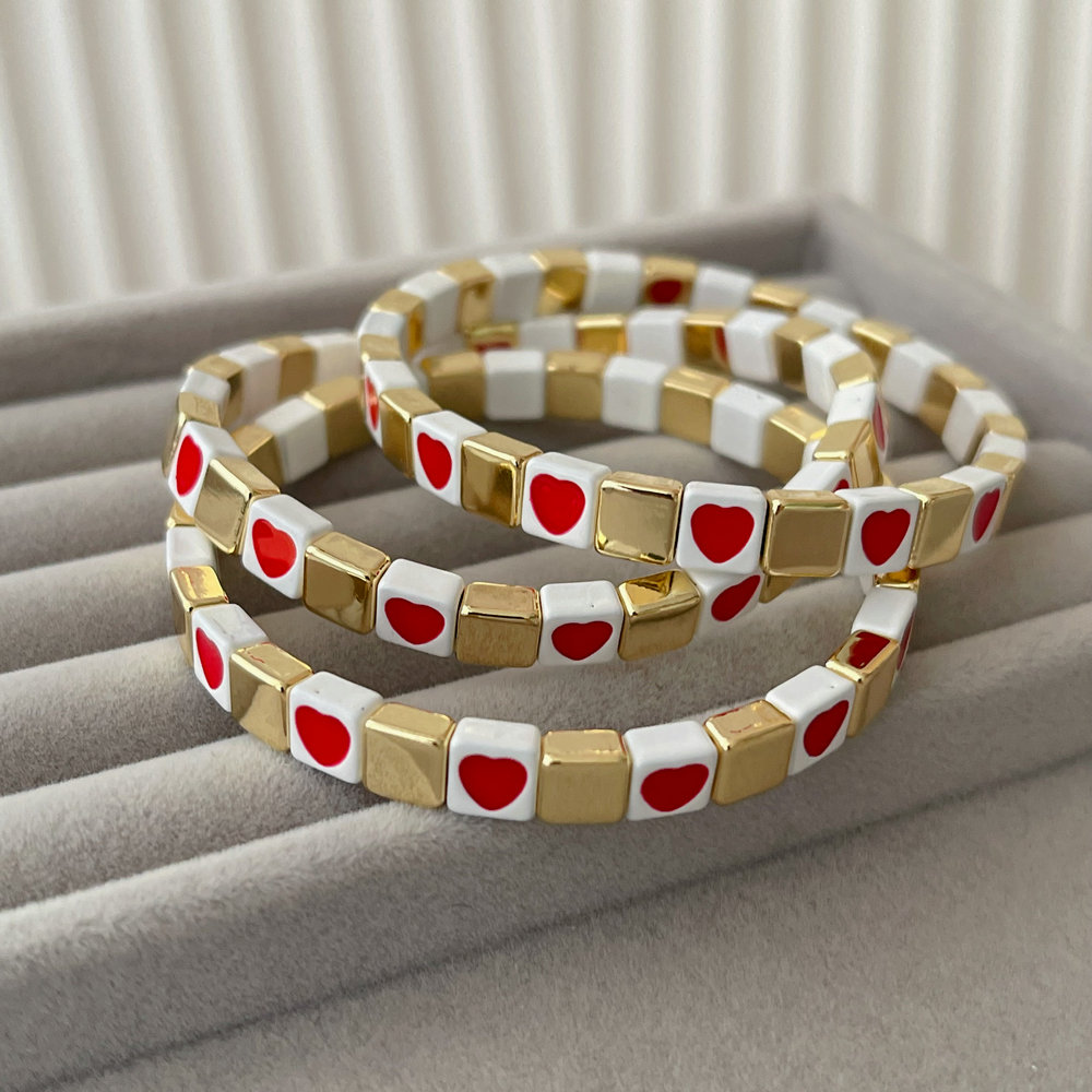 Enamel heart  elastic bracelet