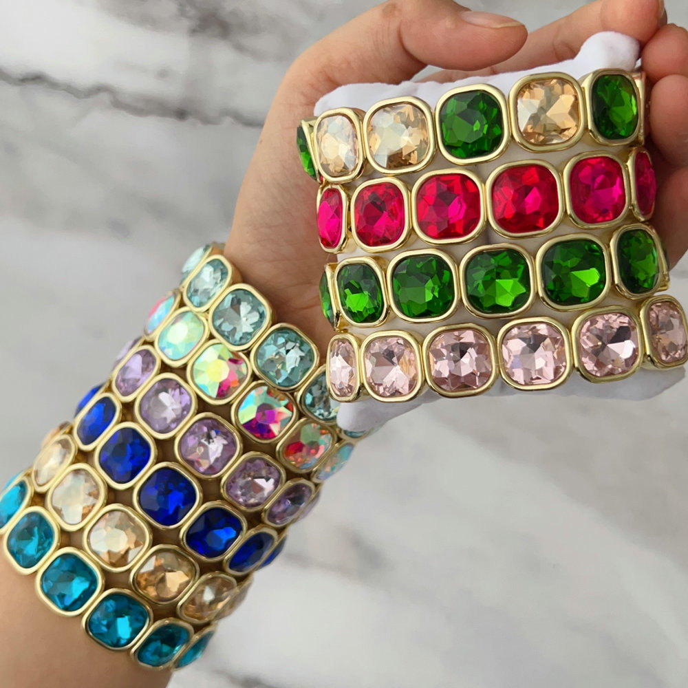 Chunky sqaure charm elastic bracelet