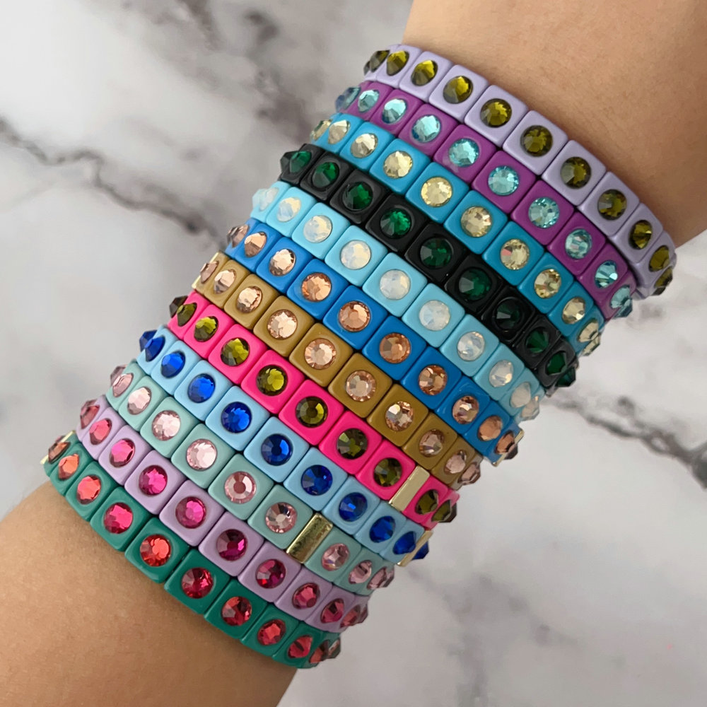Fashion round charm elastic bracelet