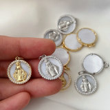 Shell round charm