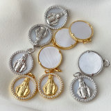 Shell round charm