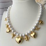 Shell pearl necklace with heart charm