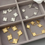 Clover bracelet