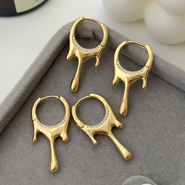 Waterdrop earrings