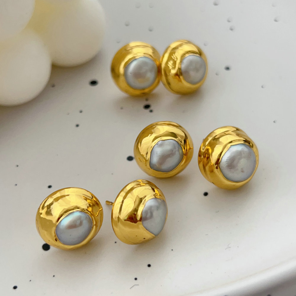 Pearl earrings