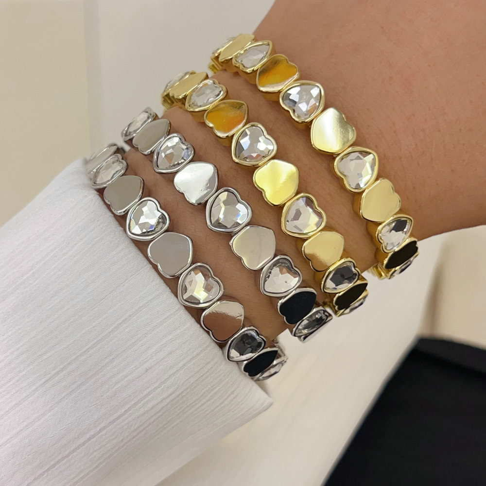 Pave heart bracelet