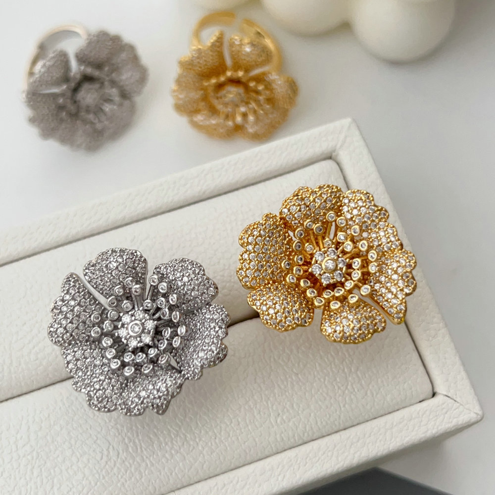 Pave zircon flower rings