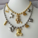 Dot chain necklace with bear charm