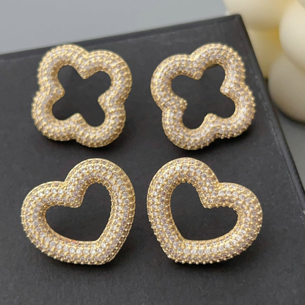 Pave zircon heart earrings