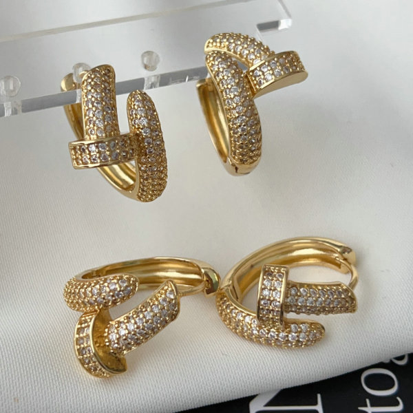 Pave zircon nail hoop
