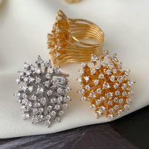 Pave zircon flower ring