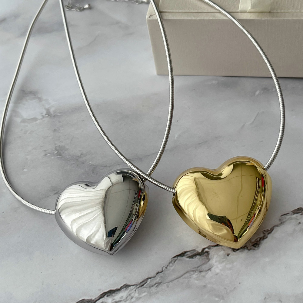 Chunky heart simple necklace