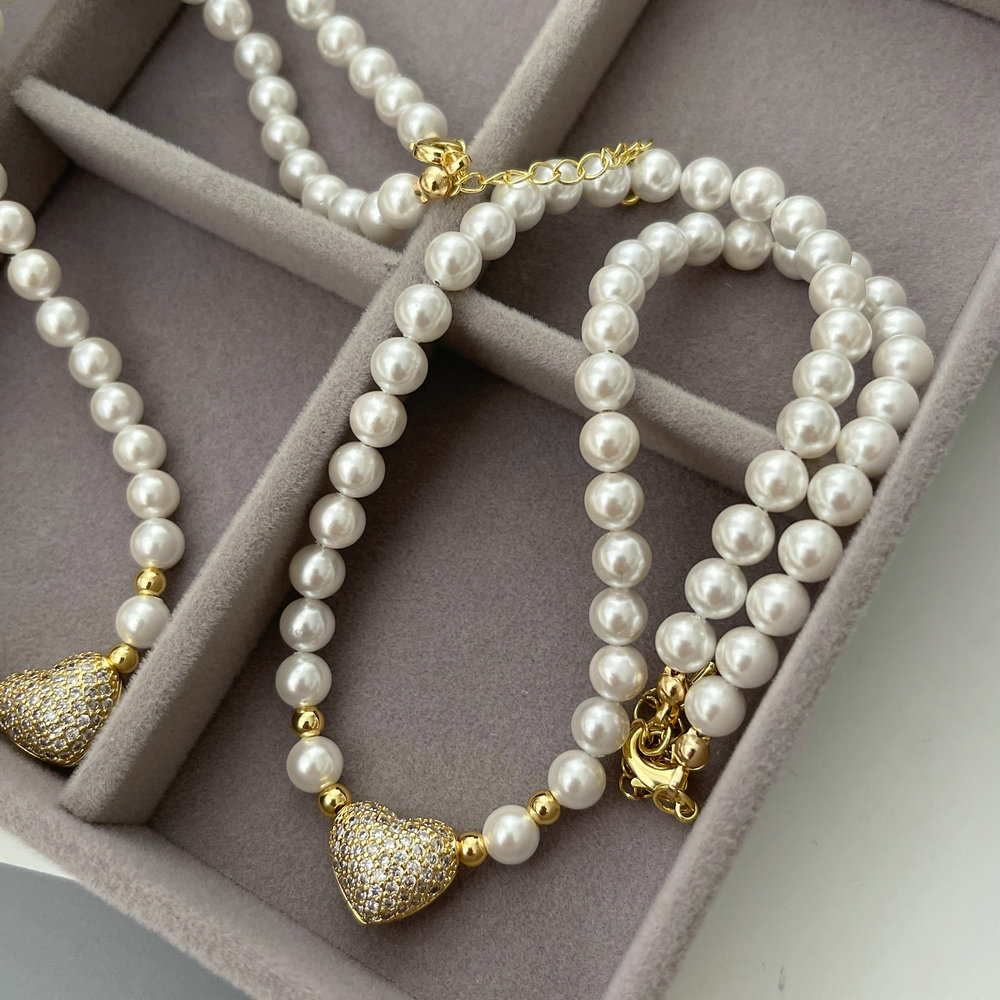 Shell pearl heart necklace