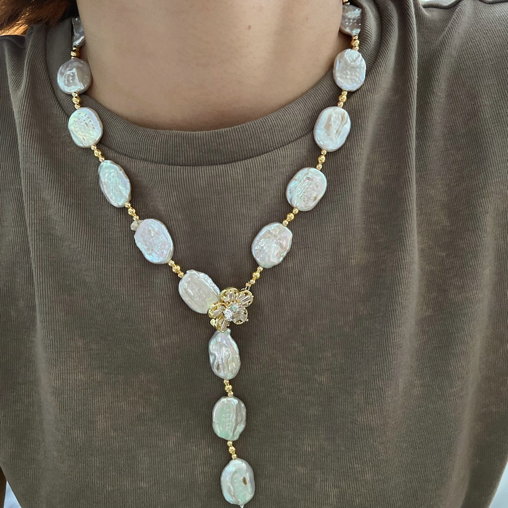 Fresh water pearl necklace