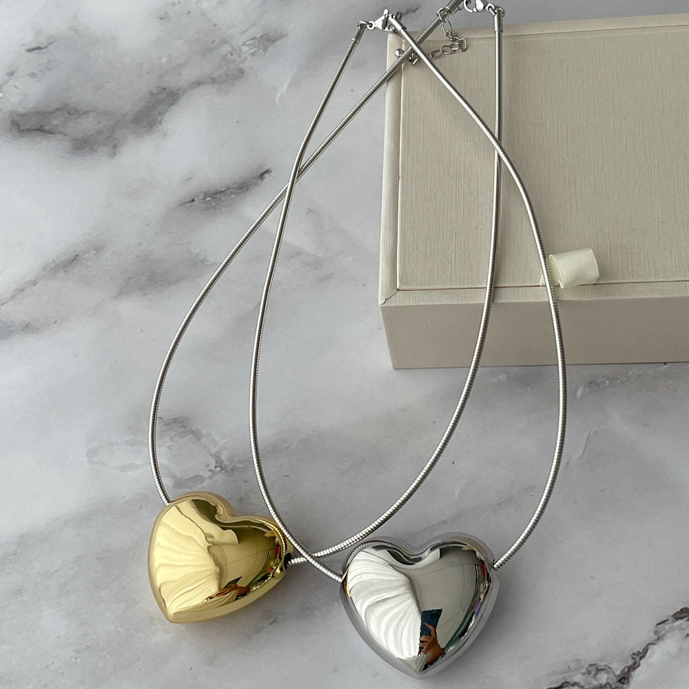 Chunky heart simple necklace