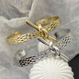 Metal knot cuff