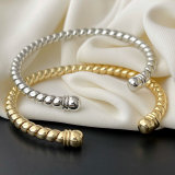 Twist bracelet