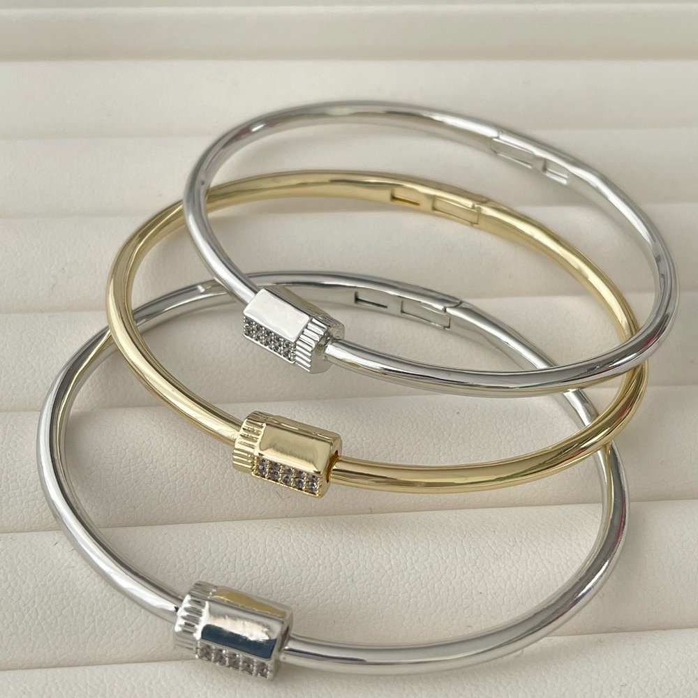 Metal nail bangle