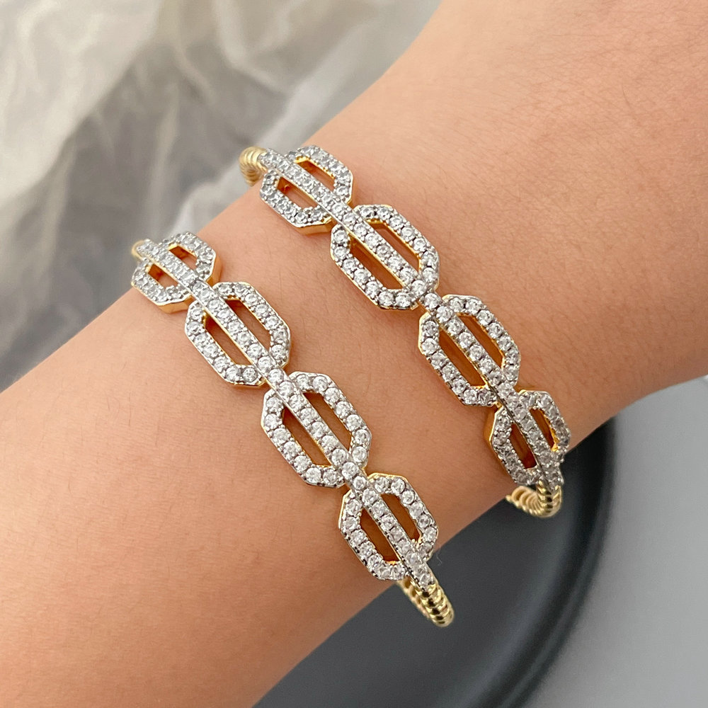 Bead chain cuff