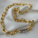 Horseshoe chain necklace