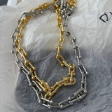 Horseshoe chain necklace