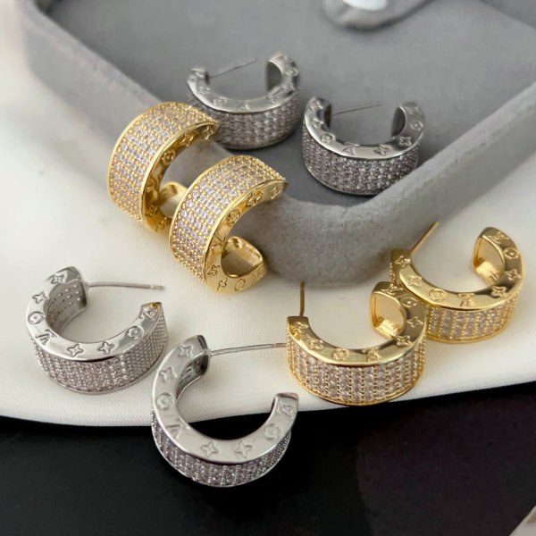 Pave zircon hoop